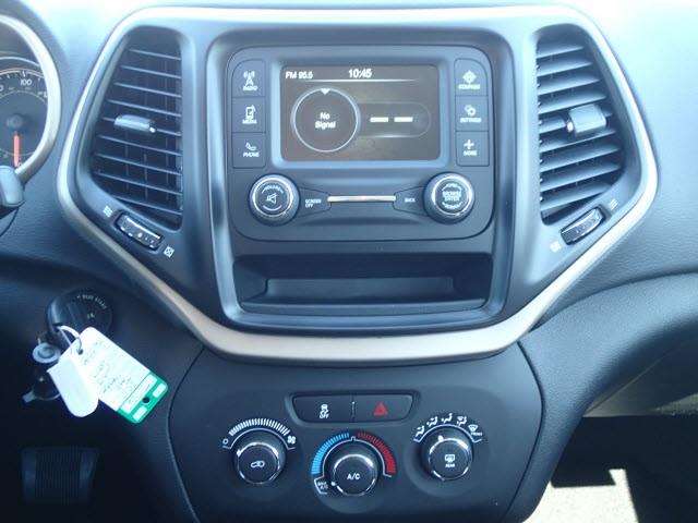 Jeep Cherokee 2017 photo 12